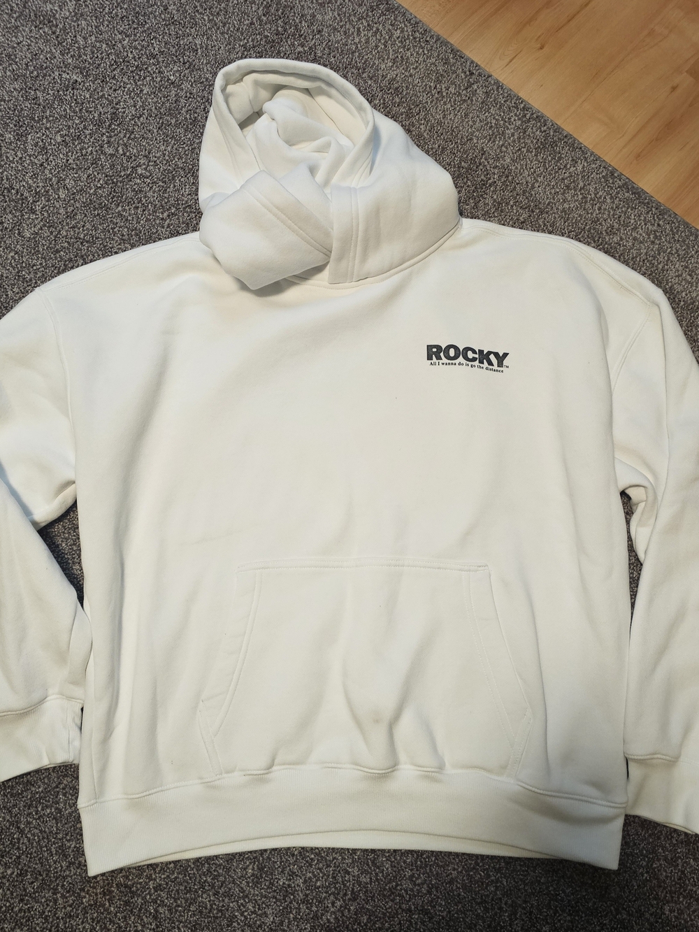 Hollister Rocky Graphic White Hoodie Sweatshirt - Picture 2 of 4